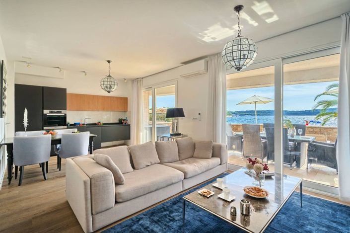 Image No.17-4 Bed Property for sale