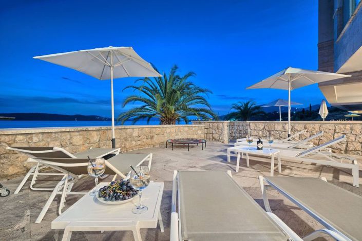 Image No.24-4 Bed Property for sale