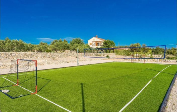 Image No.13-4 Bed Property for sale