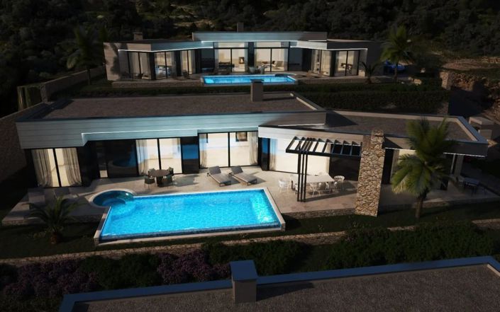 Image No.13-4 Bed Property for sale