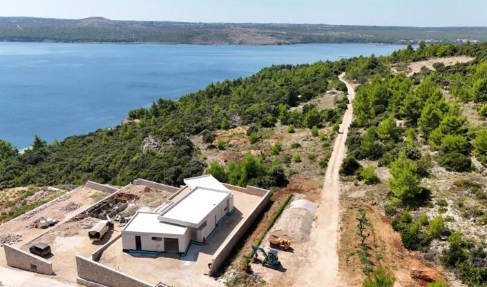 Image No.3-4 Bed Property for sale