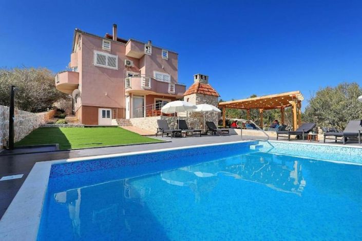 Image No.2-Propriété de 7 chambres à vendre à Pašman