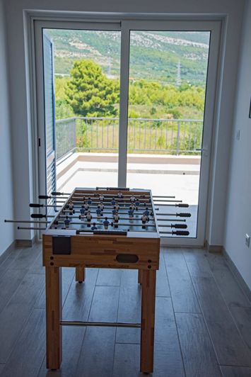 Image No.20-4 Bed Property for sale