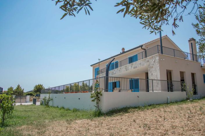 Image No.7-4 Bed Property for sale