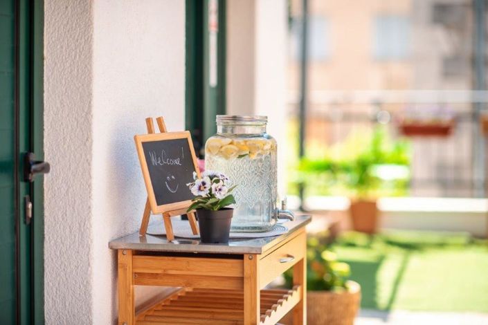 Image No.13-6 Bed Property for sale