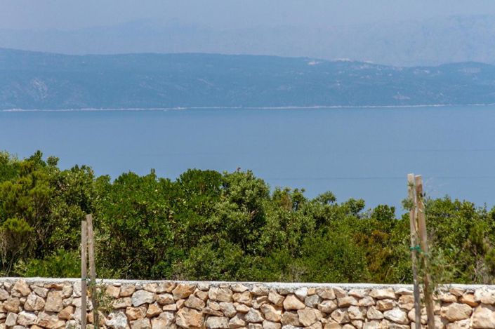 Image No.2-5 Bed Property for sale