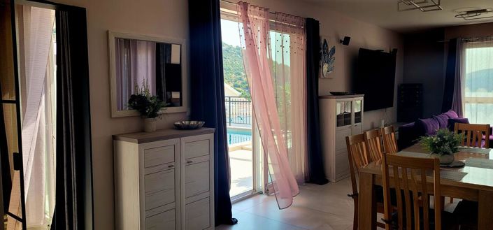 Image No.23-4 Bed Property for sale