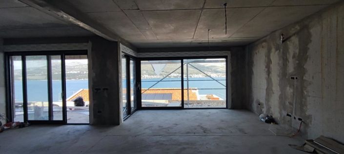 Image No.18-4 Bed Property for sale