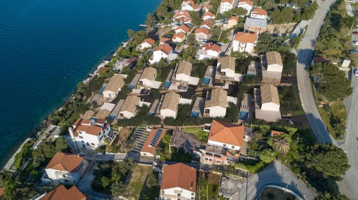 Image No.19-4 Bed Property for sale