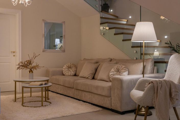 Image No.11-4 Bed Property for sale