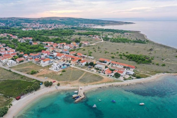 Image No.19-5 Bed Property for sale