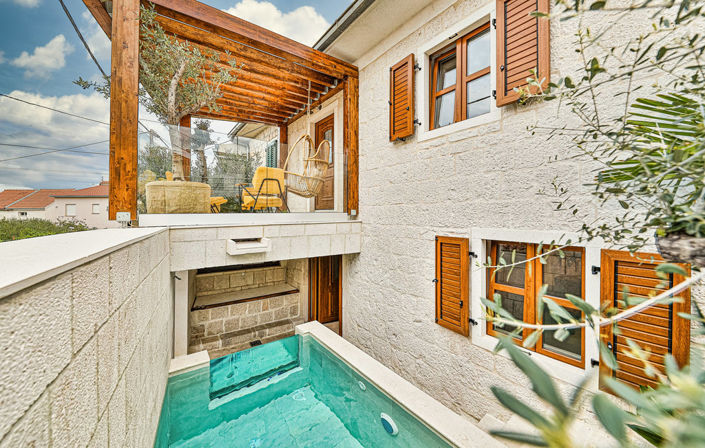 Image No.2-3 Bed Property for sale