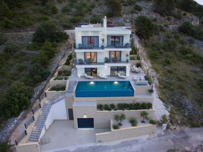 Image No.5-4 Bed Property for sale