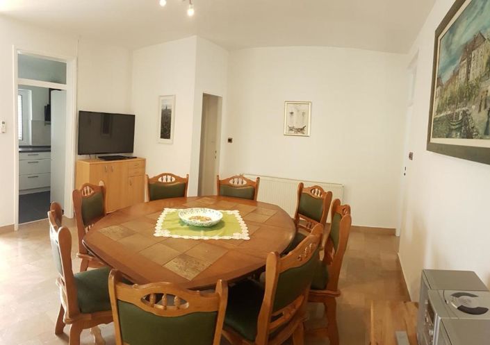 Image No.18-8 Bed Property for sale