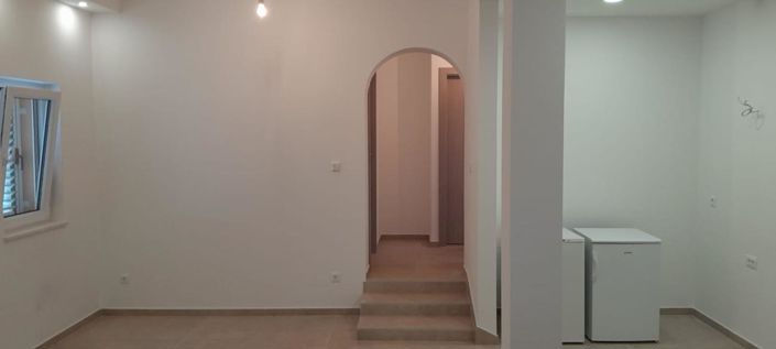 Image No.21-5 Bed Property for sale