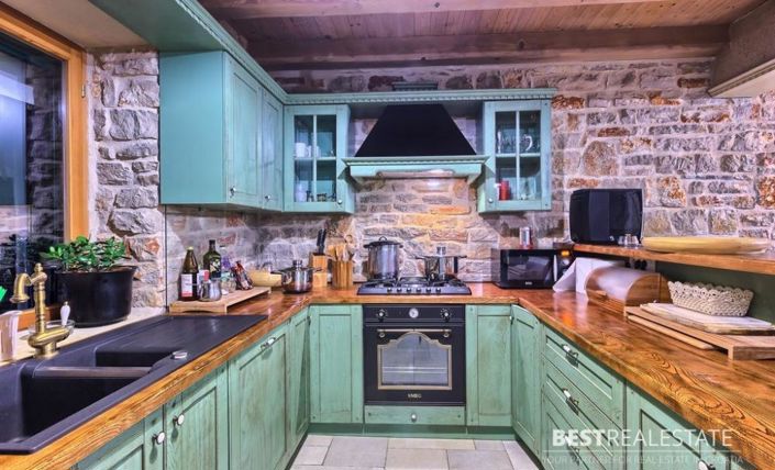 Image No.8-Propriété de 5 chambres à vendre à Hvar