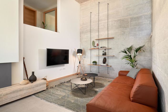 Image No.10-4 Bed Property for sale