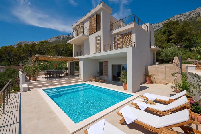 Image No.5-4 Bed Property for sale
