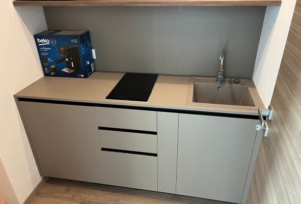 Image No.21-4 Bed Property for sale