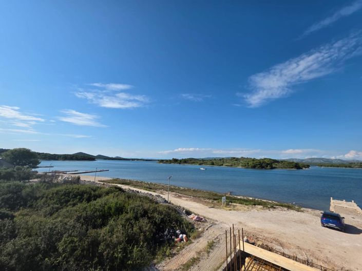 Image No.7-4 Bed Property for sale