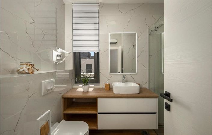 Image No.23-3 Bed Property for sale