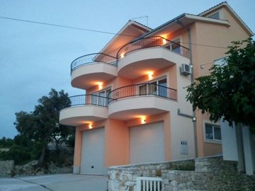 1 - Ražanj, Propriété