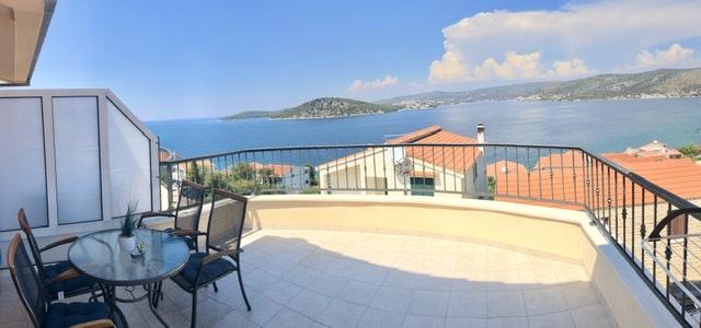 Image No.25-7 Bed Property for sale