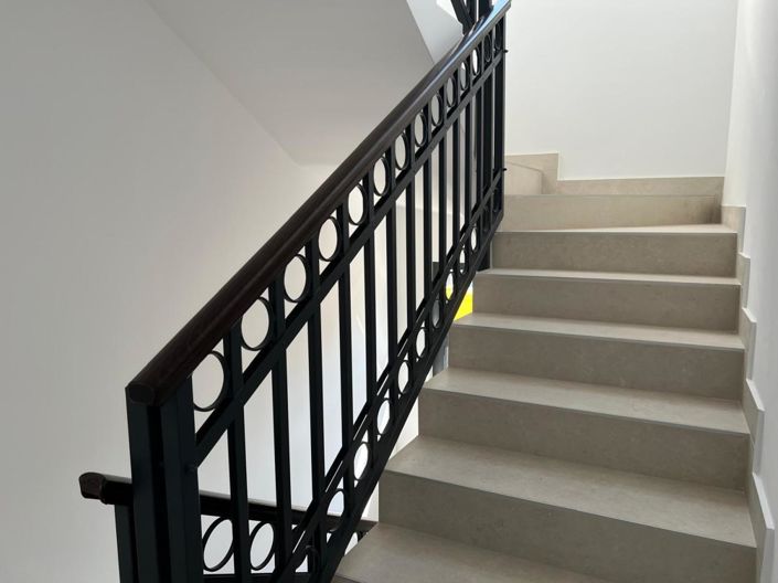 Image No.13-4 Bed Property for sale