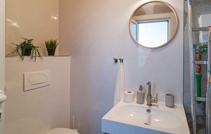 Image No.11-4 Bed Property for sale