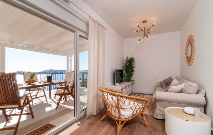 Image No.18-4 Bed Property for sale