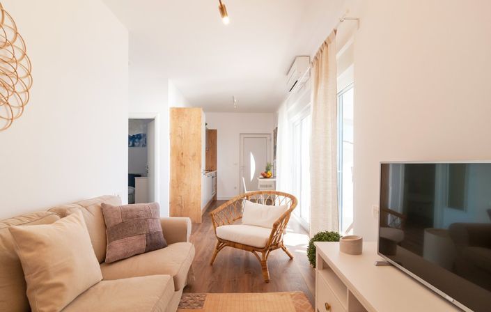 Image No.20-4 Bed Property for sale