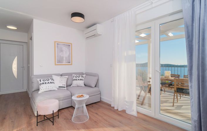 Image No.24-4 Bed Property for sale