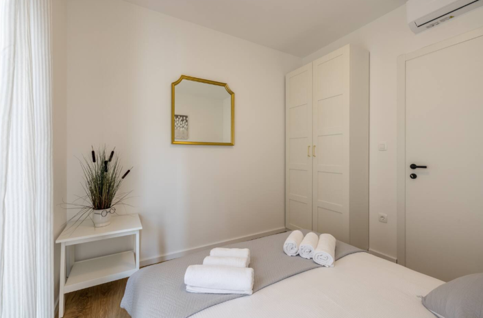 Image No.14-4 Bed Property for sale