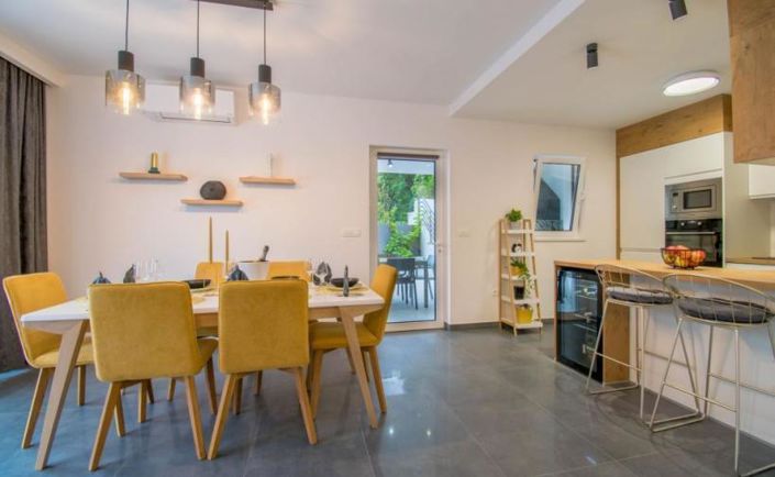 Image No.14-Propriété de 3 chambres à vendre à Baška Voda