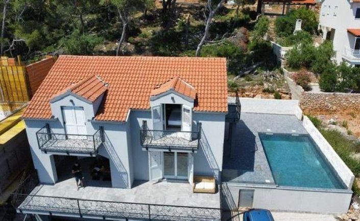 Image No.2-Propriété de 4 chambres à vendre à Croatie