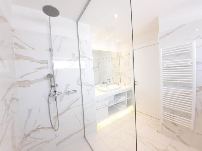 Image No.23-Propriété de 16 chambres à vendre à Croatie