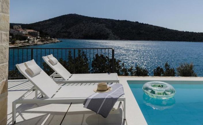 Image No.7-5 Bed Property for sale