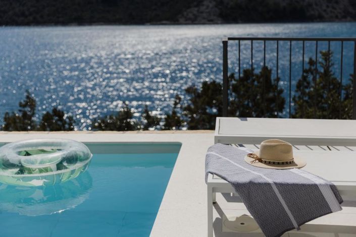 Image No.8-5 Bed Property for sale