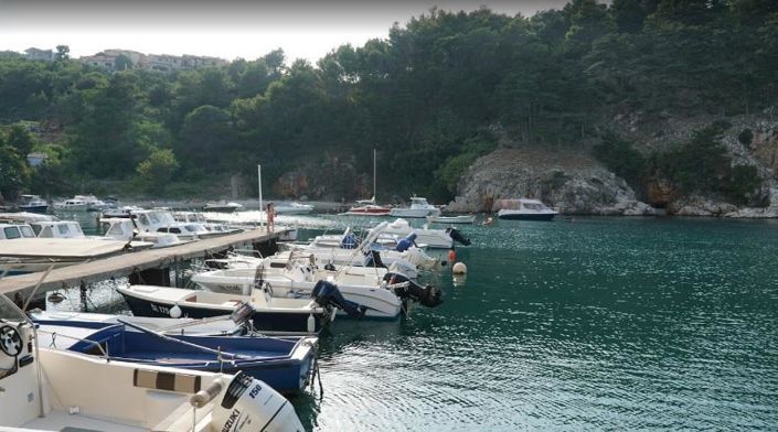 Image No.18-3 Bed Property for sale