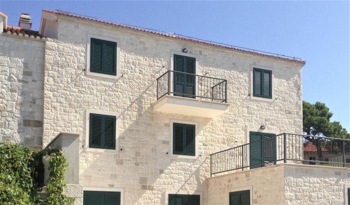 Image No.3-Propriété de 12 chambres à vendre à Croatie