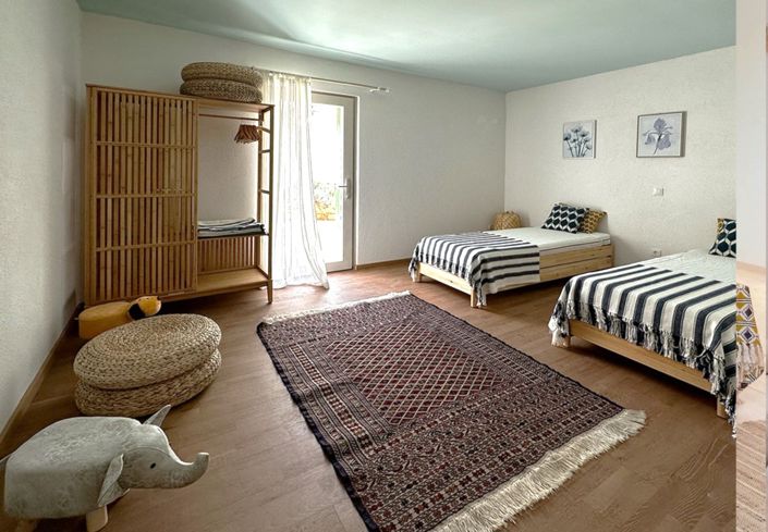 Image No.24-3 Bed Property for sale