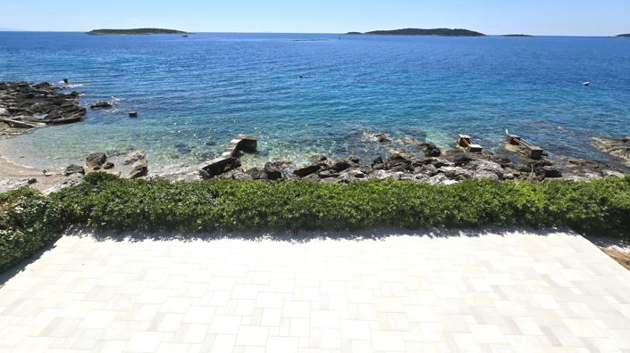 Image No.20-4 Bed Property for sale