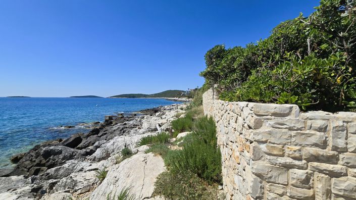 Image No.6-4 Bed Property for sale