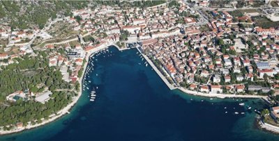 1 - Hvar, Propriété