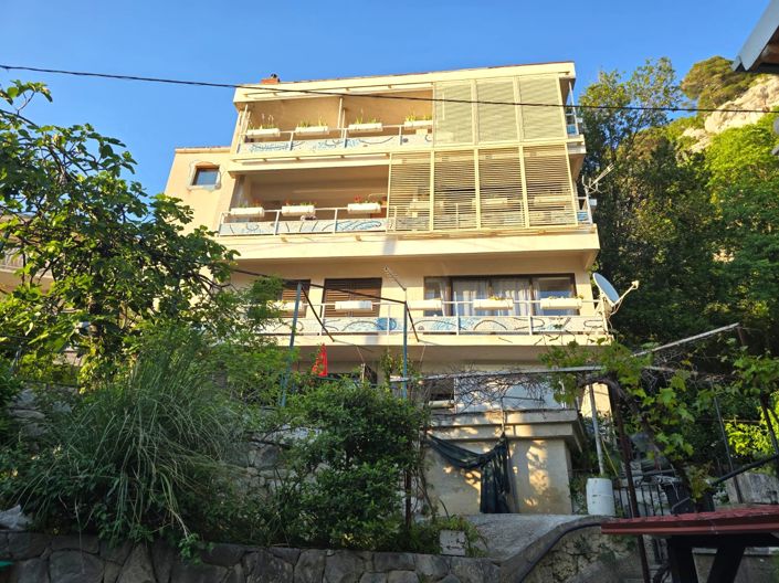 Image No.3-Propriété de 4 chambres à vendre à Omiš