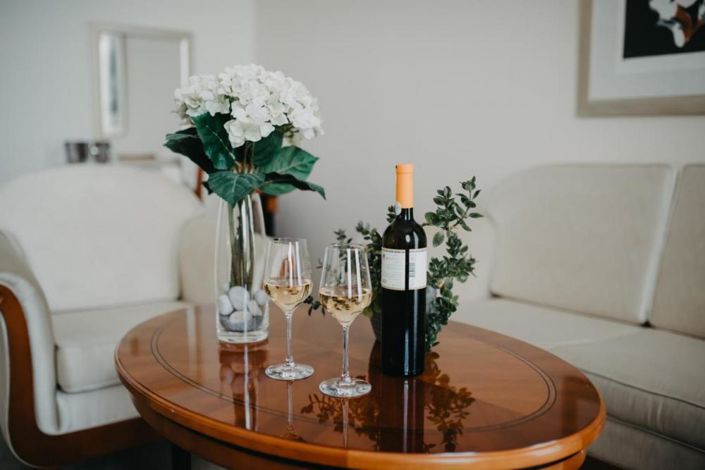 Image No.11-15 Bed Property for sale