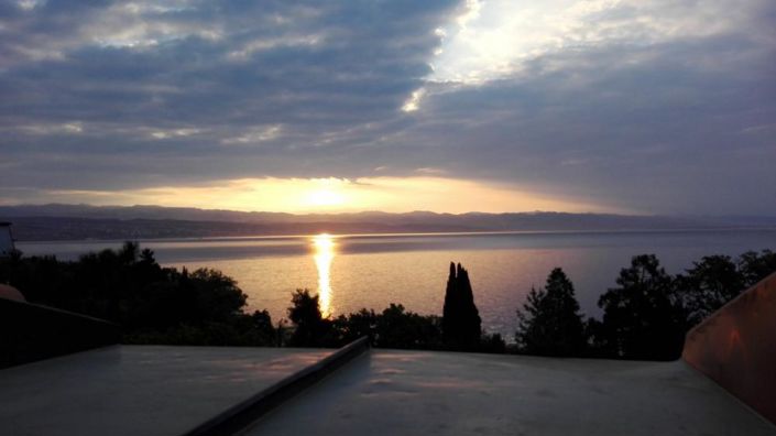 Image No.15-15 Bed Property for sale