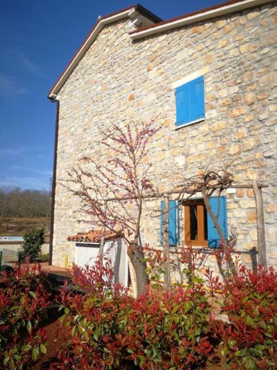 Image No.5-3 Bed Property for sale