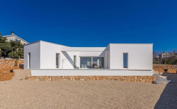 Image No.21-3 Bed Property for sale