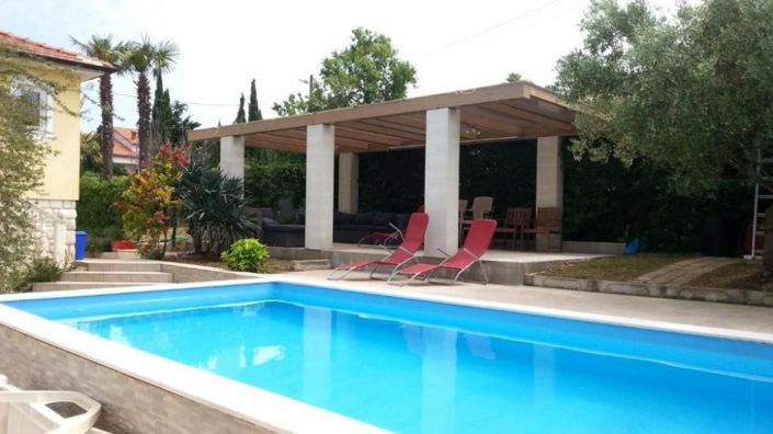 Image No.3-Propriété de 8 chambres à vendre à Croatie